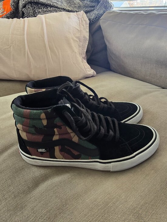 Vans Sk8 Hi Camo Canvas Black High Top Sneakers - Picture 1 of 5